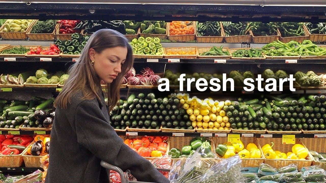 Raw travel footage frame before Hooksnap